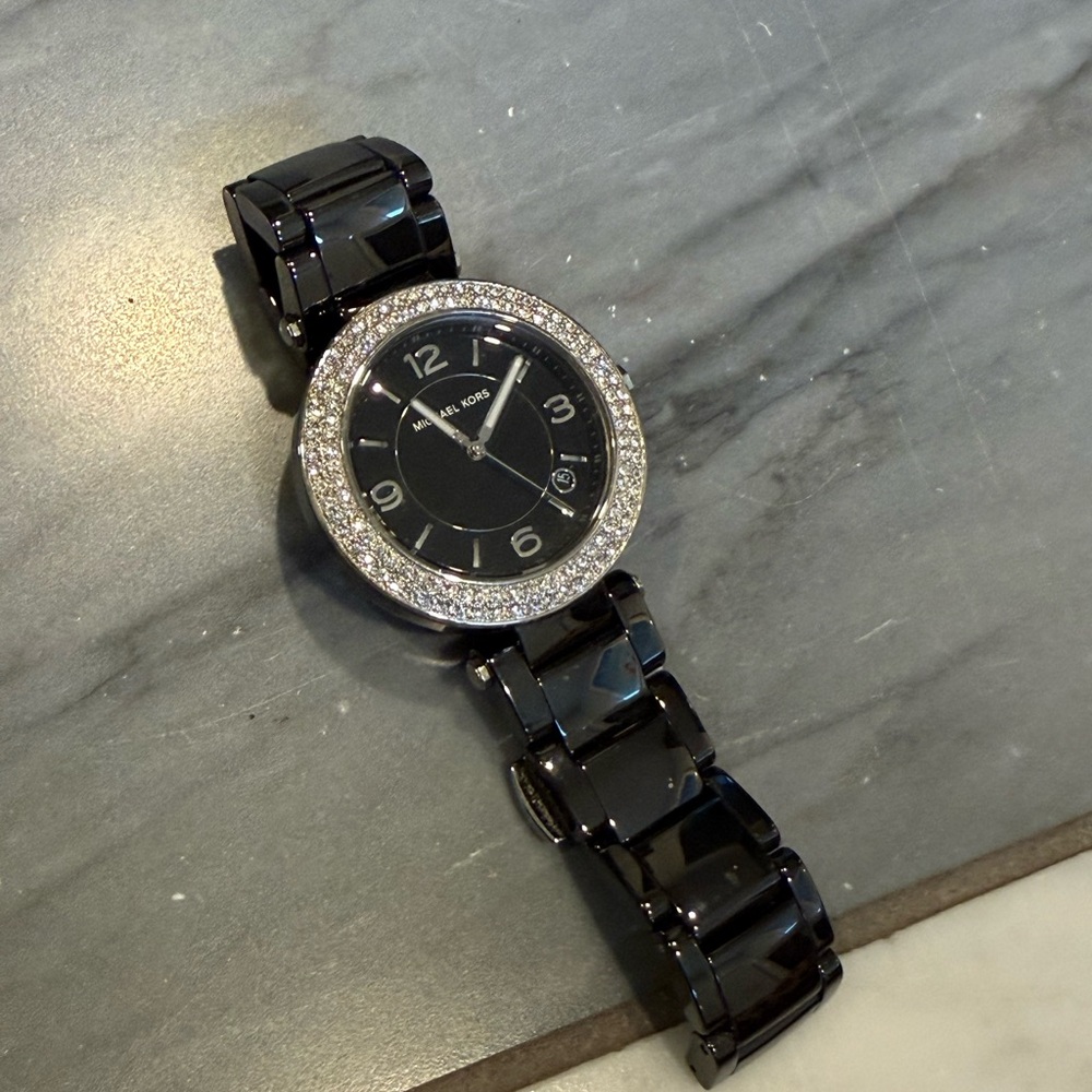 Michael Kors Black and Silver Crystal Watch - Picture 5 of 5